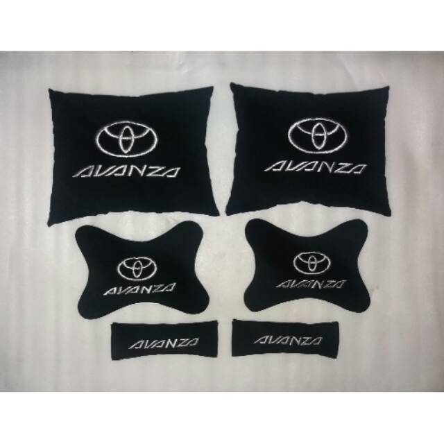 Bantal mobil avanza.