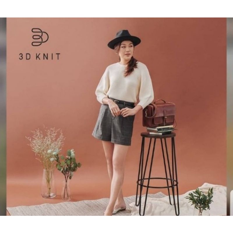 Preloved 3D Knit Uniqlo size XL