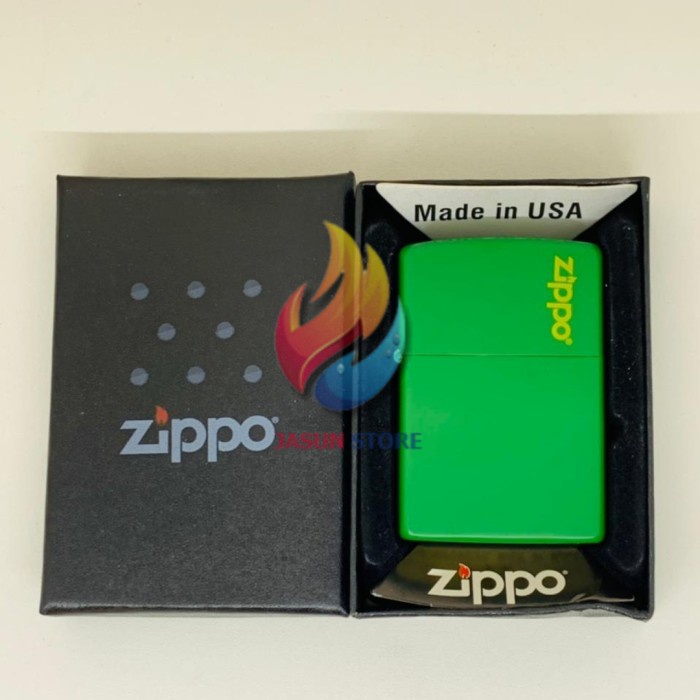 korek api Zippo mate warna hijau