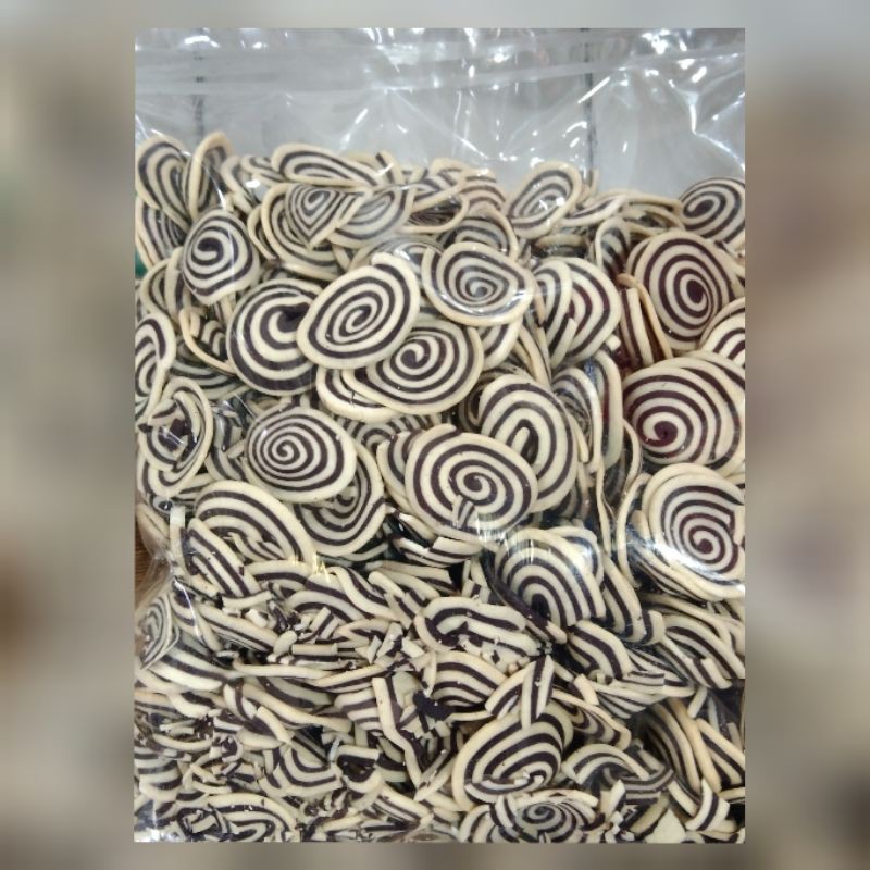 

snek kuping gajah putih 250gr