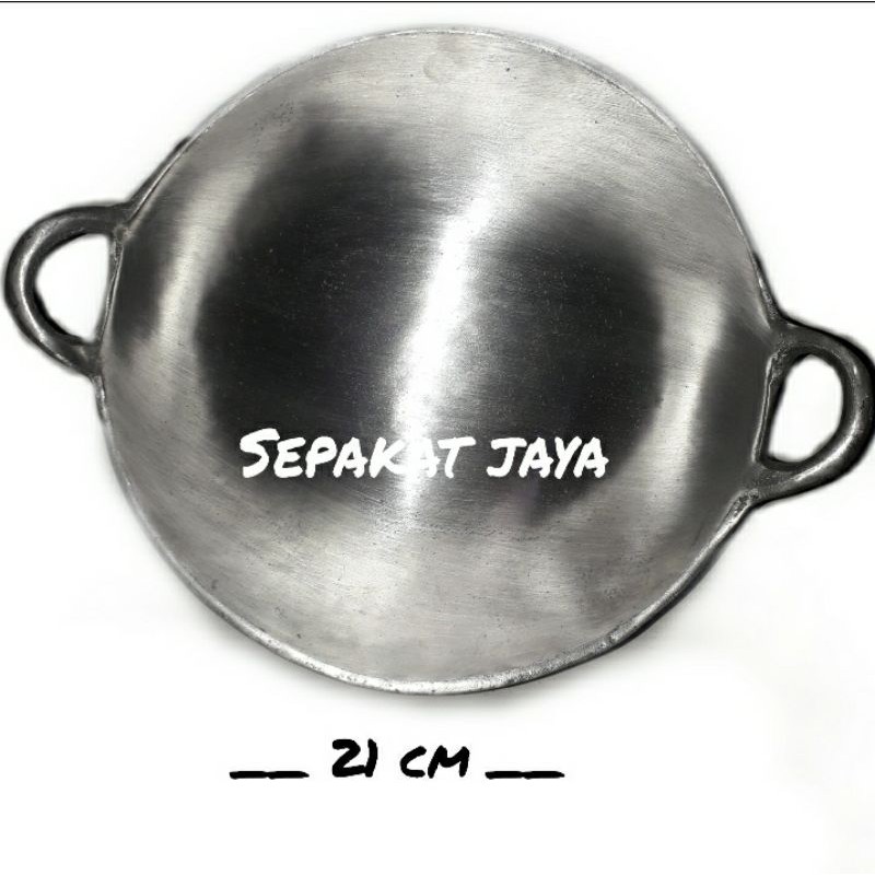 wajan kue ape ,cucur,surabibahan almunium tebelbukan stenlis bukan teplon