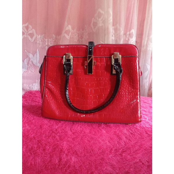 Tas / tas murah / tas wanita / tas merah / merah / preloved