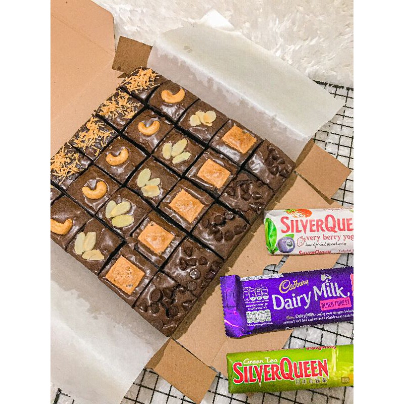 

Fudgy Brownies with Shiny Crust