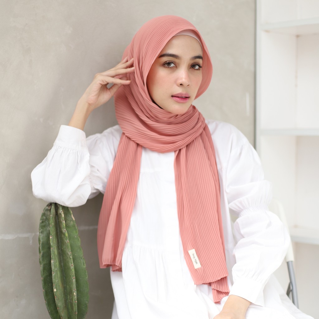 Lozy Hijab - Ayra Pleats Shawl ( Pashmina Full Plisket )-Dark Baby Pink