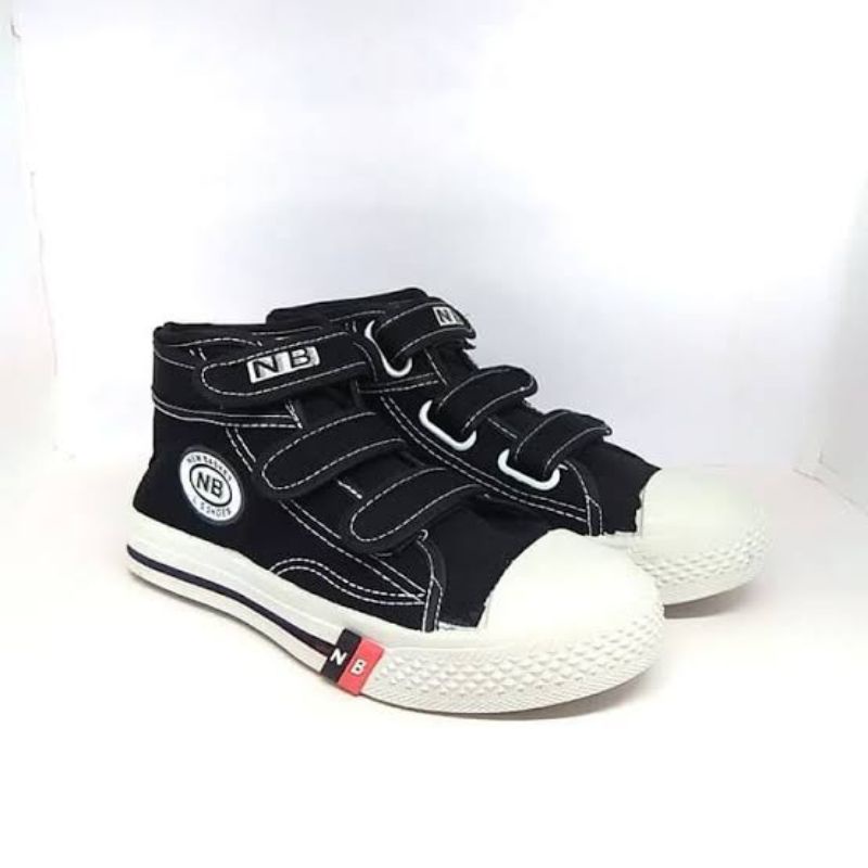 SEPATU SEKOLAH ANAK NB TK SD