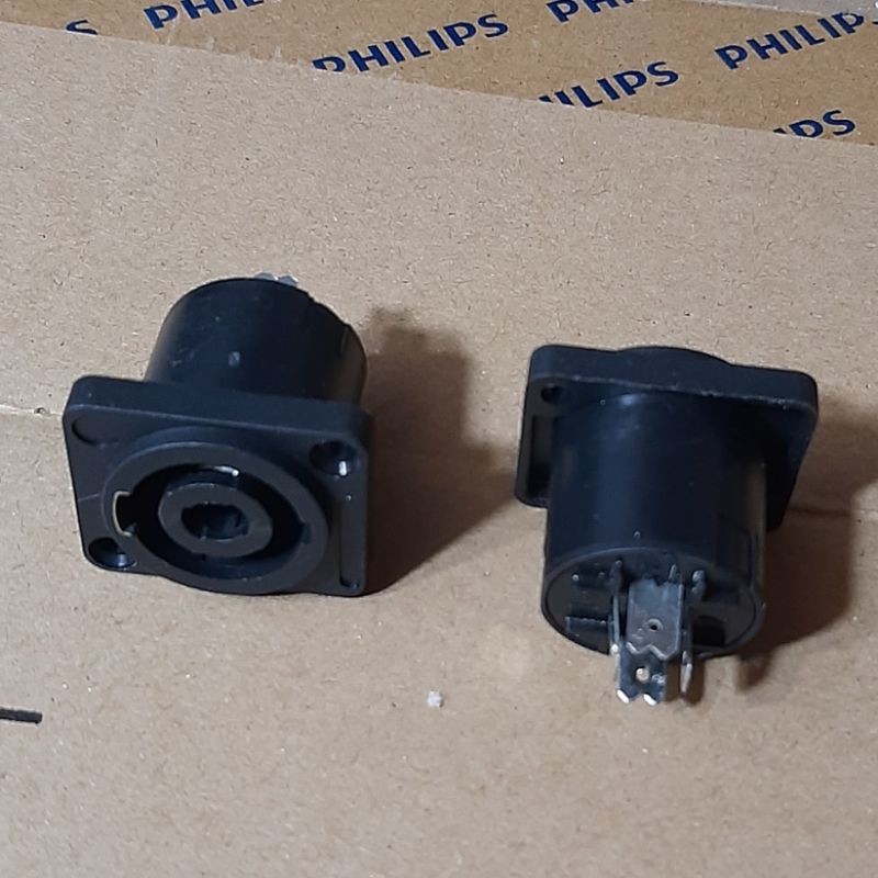 SOKET SPIKON HITAM KECIL