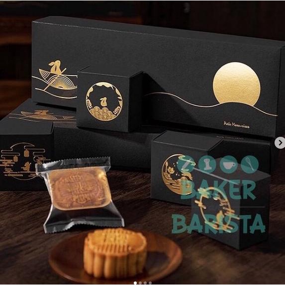 

Mooncake Box 50gr 8 Black Gold dus moon cake kue bulan premium set bakernbar99 Ayo Beli