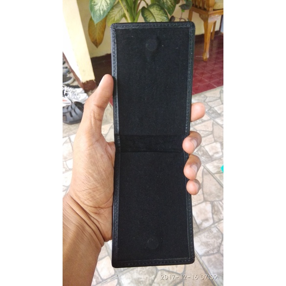 

Star Id Card Holder Kulit Sapi Magnet Limited