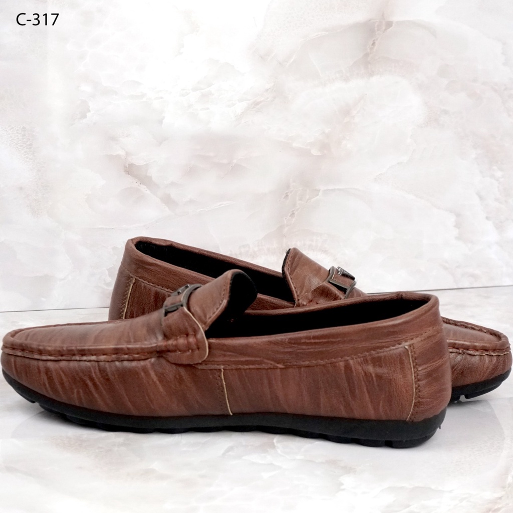 SEPATU FASHION COWOK C-317