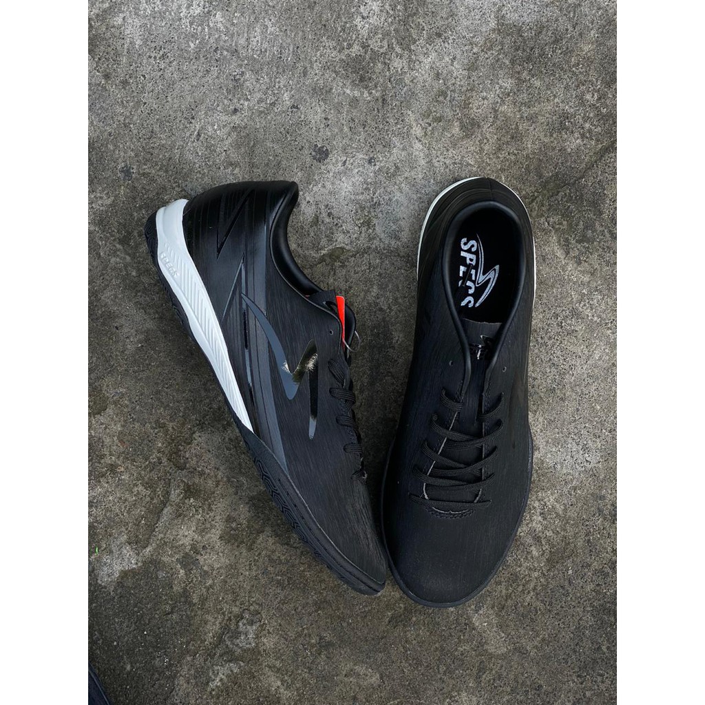 SEPATU BOLA SPECS ACCELERATOR LIGHSPEED 20 FG TRIPLE BLACK