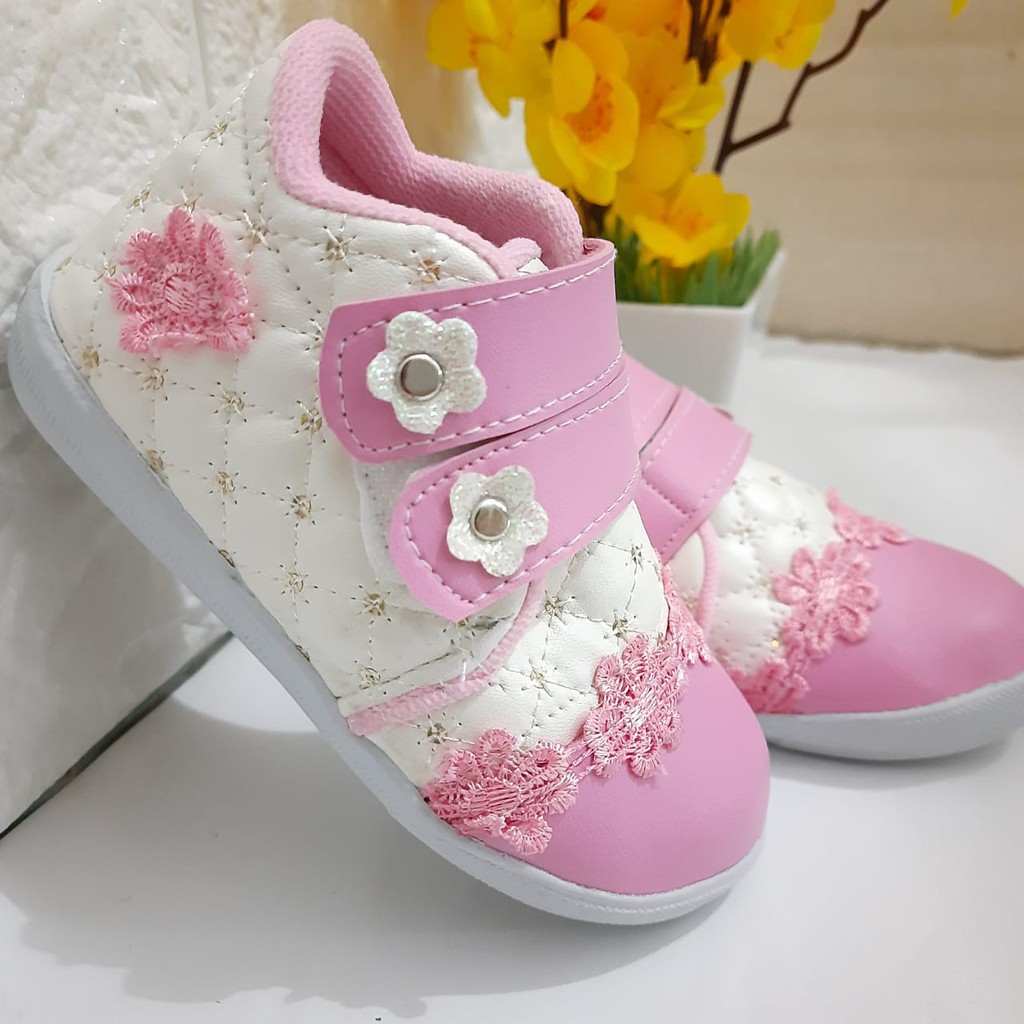  SEPATU  SNEAKER BUNGA PINK PUTIH  PAYET ANAK  PEREMPUAN  1 6 