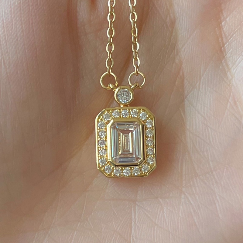 Kalung Rantai Liontin Cubic Zirconia Warna Silver / Gold Untuk Wanita