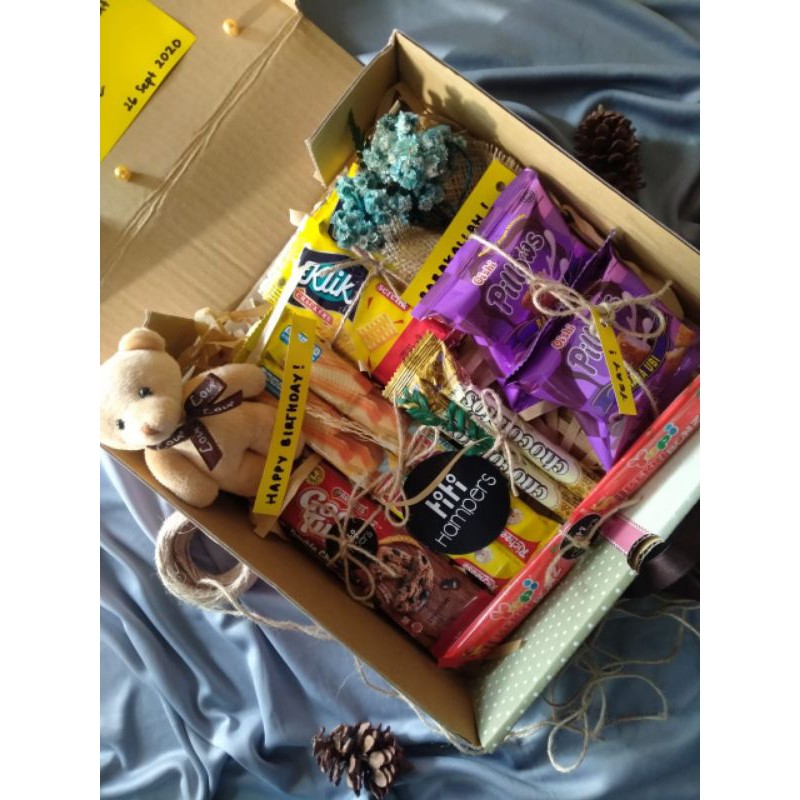 

KADO ULTAH SNACK BOX SHABBY