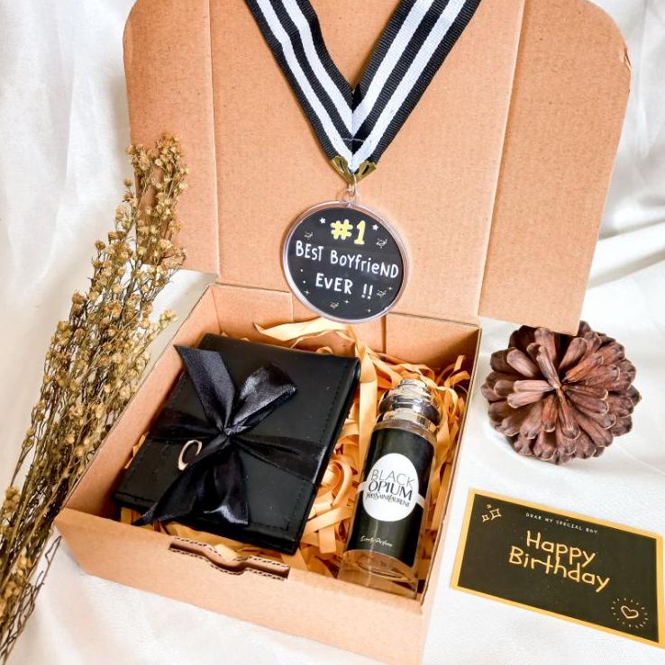 

Banyak Dipakai.. Gift Box Mendali / Kado Unik / Kado cowok Murah / Hampers cowok Murah / Hampers lebaran / hampers ramadhan / Hampers maskulin / Kado unik