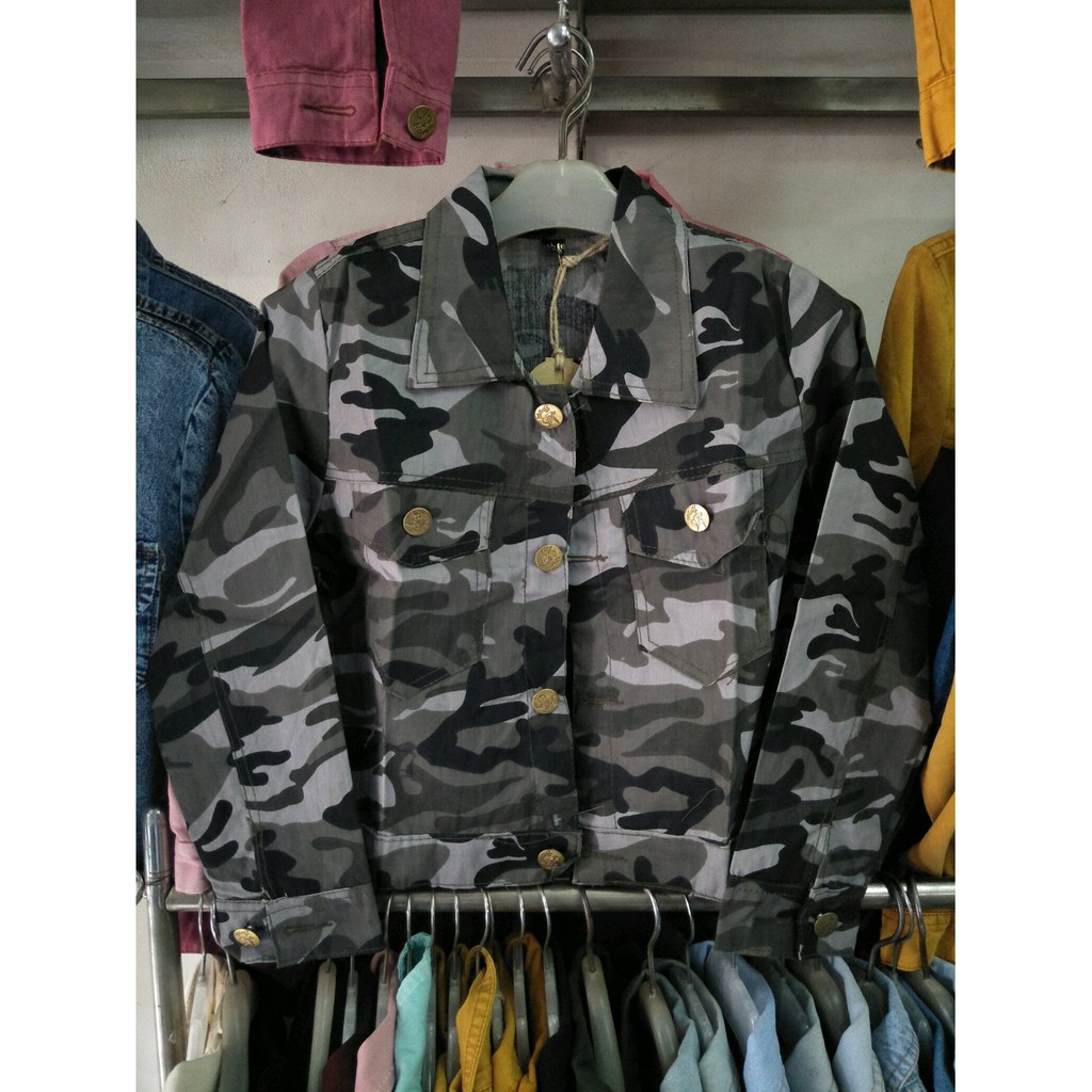 MODEL TERBARU JAKET ARMY WANITA CROP