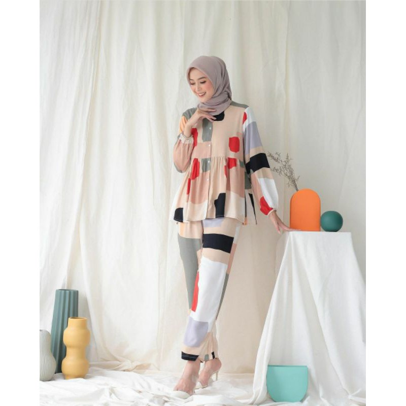 London set by callanda hijab