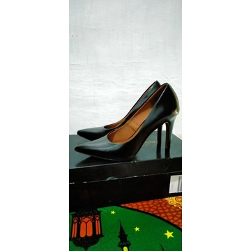 heels christian siriano for payless