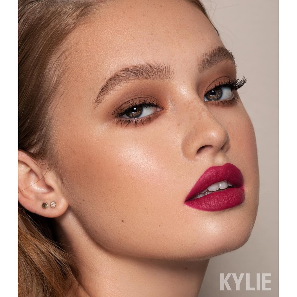 Kylie Cosmetics Velvet lip kit