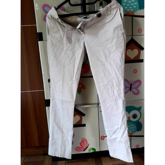 Preloved celana wanita mango