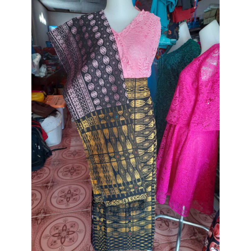 SONGKET TUMTUMAN SISI GOLD SARUNG SELENDANG TENUN TANGAN TARUTUNG  BAWAHAN KEBAYA BATAK