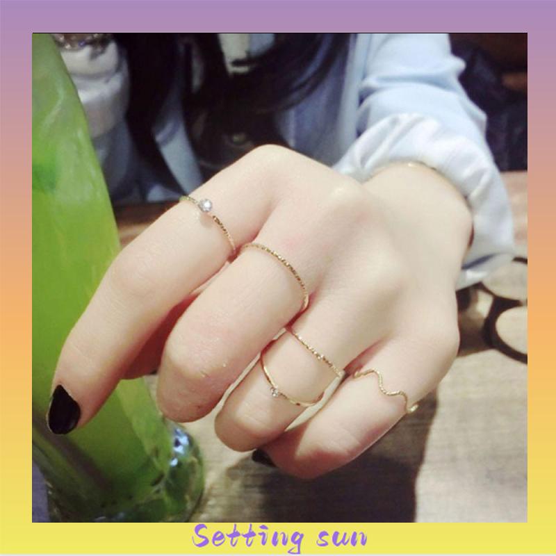 5Pcs / Set Cincin Jari Aneka Bentuk Warna Silver Untuk Wanita TN