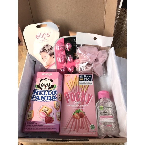 

Gift Box Serba Pink / Hampers warna pink /Kado ulang tahun