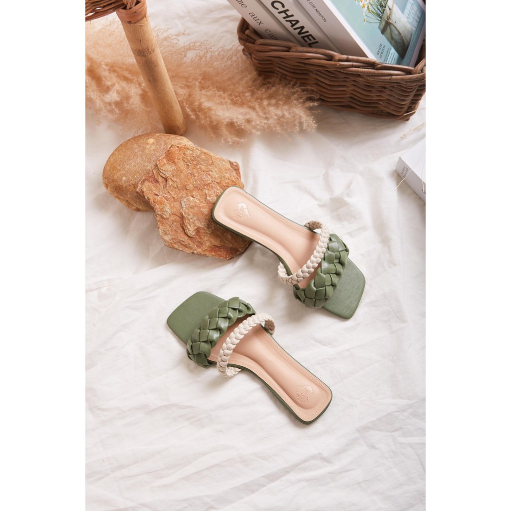 ATK 08 SANDAL TEPLEK WANITA KEPANG