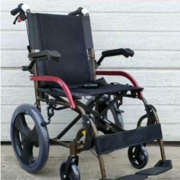 Kursi Roda Traveling Athena Roda Kecil Avico Terbaik Khusus Gojek