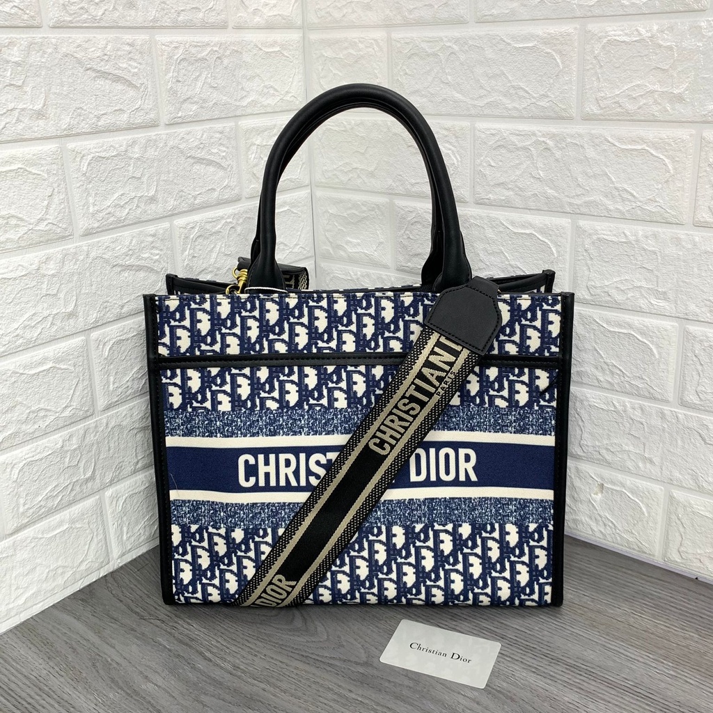 Tas Tote Book D*OR CD Wanita Cewek Perempuan Cewe Selempang Sling Bahu Shoulder Hand Bag Branded Pla