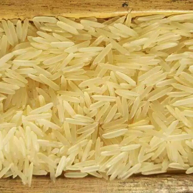 

Beras basmati untuk nasi kebuli briyani