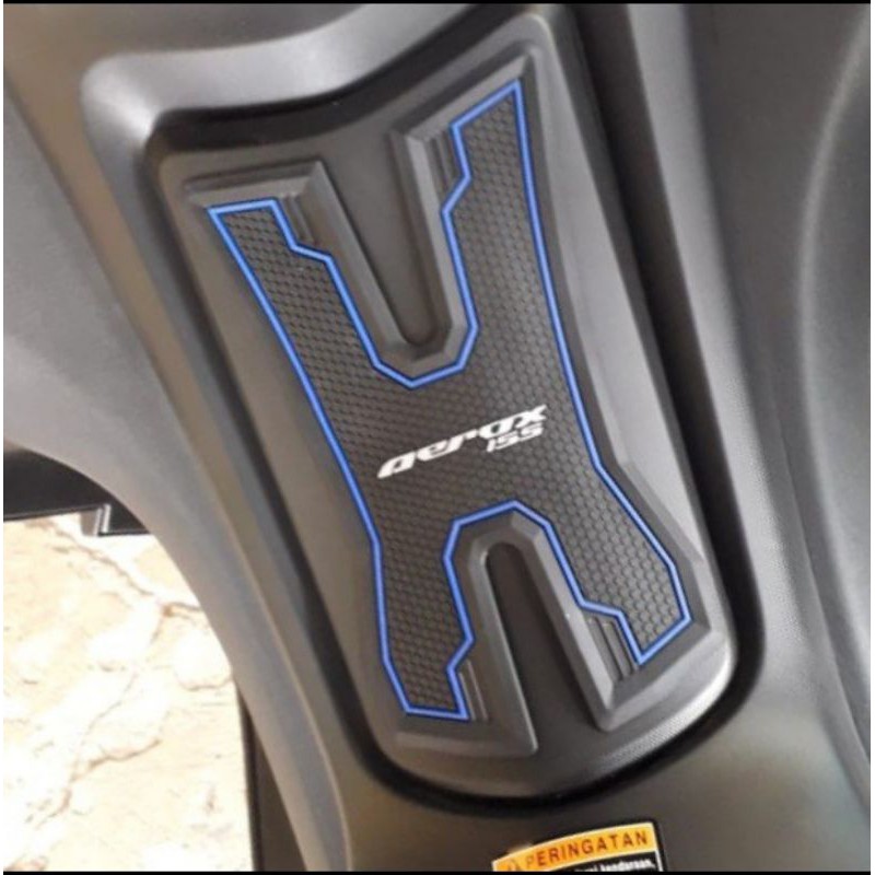 Sticker stiker tutup tangki bensin aerox 155 bahan karet premium