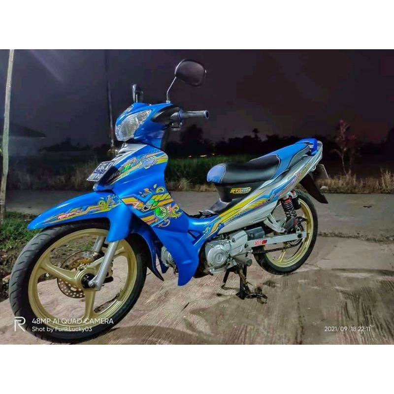 Striping hologram Jupiter Z batik