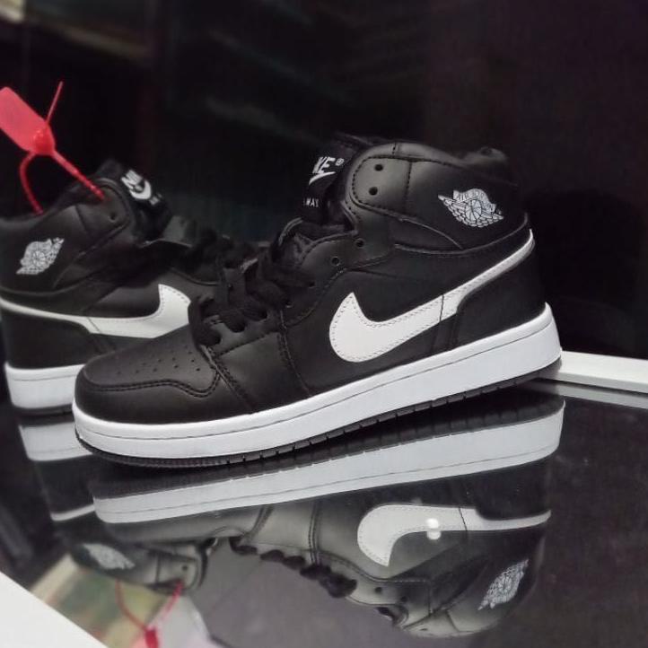 Harga Bersahabat SEPATU BOOTS // SEPATU SEKOLAH // SEPATU ANAK // SIZE 31-40 // SEPATU BOOTS // SEPA