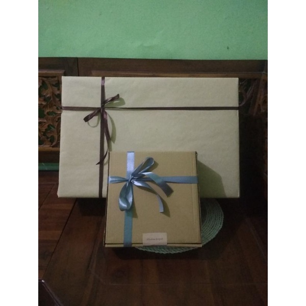 

Packing Kado / Bungkus Kado / Packing Pita