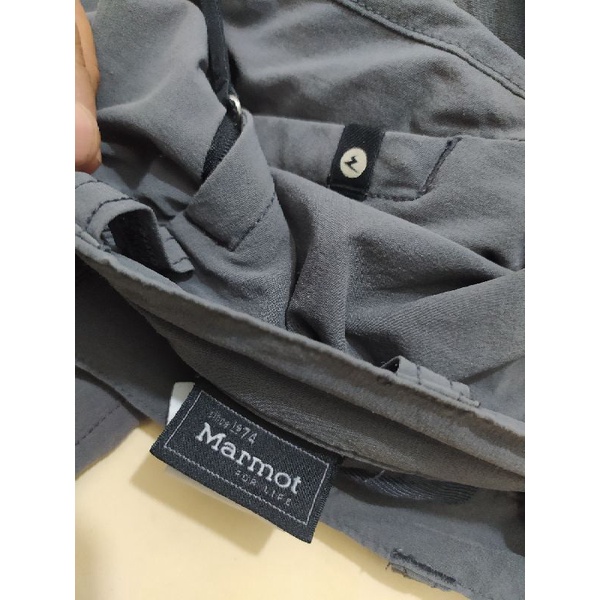 CELANA OUTDOOR MARMOT PRELOVED