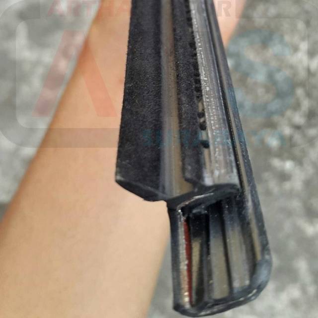 Pelipit Kaca / Weather strip Espass Minibus Station Depan & Tengah ( Langsung Pasang ) Eceran