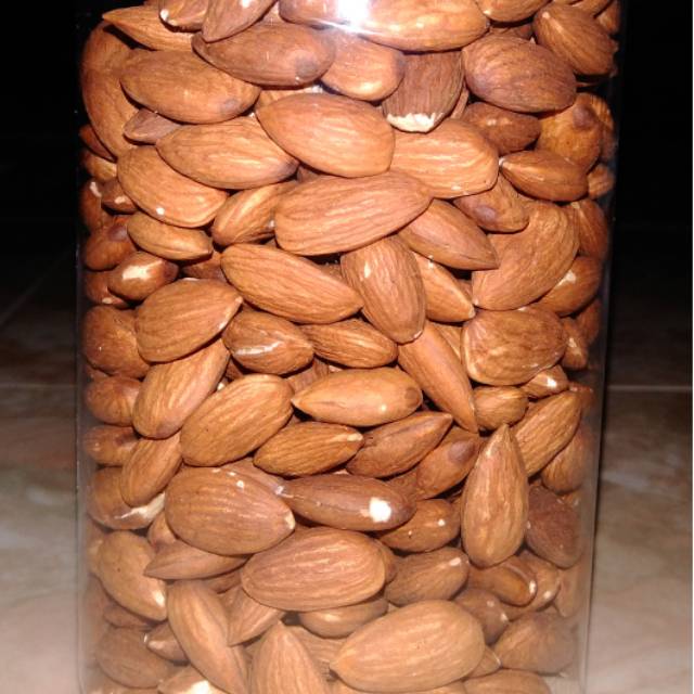 

Kacang almond panggang