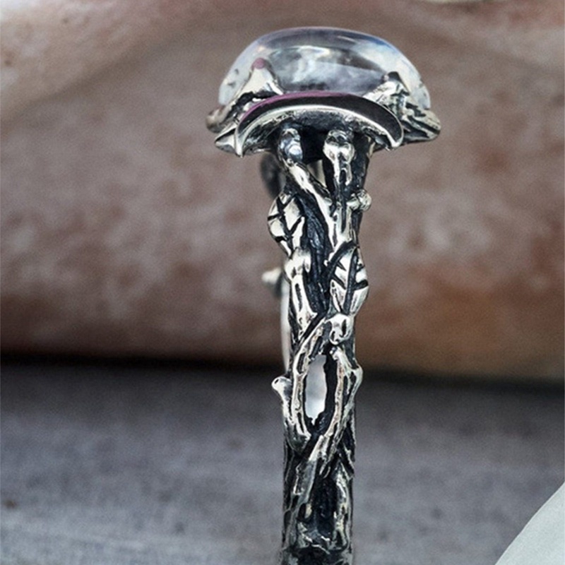 Fancyqube Cincin Silver Hias Batu Permata Bulan Natural Gaya Vintage Bohemian Untuk Pesta Pernikahan