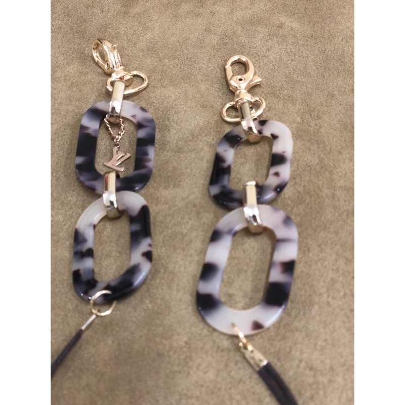 Strap Masker / gantungan Masker Coklat LV acrilyc motif tutul