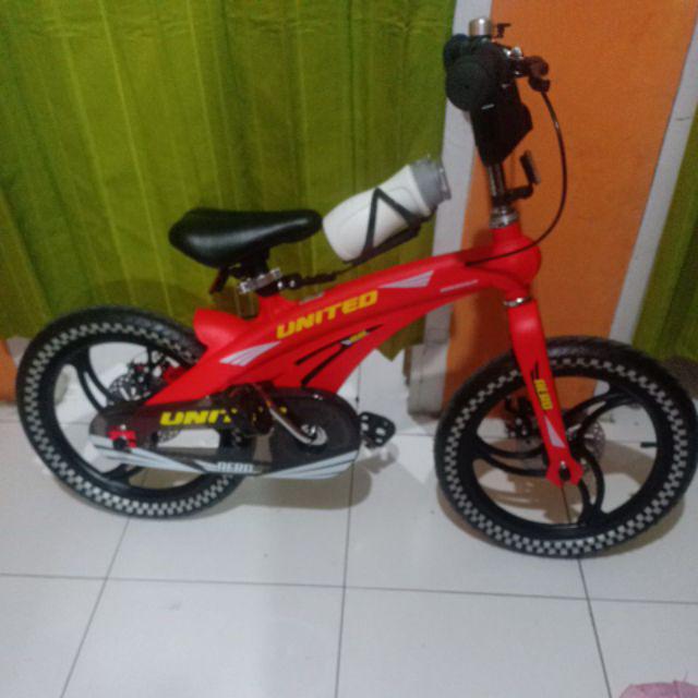  Sepeda  anak 16 bmx  united  aero doble cakram frame 