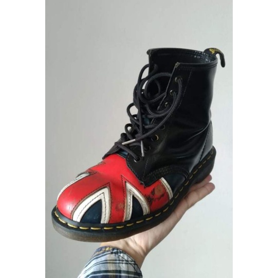 docmart union jack classic