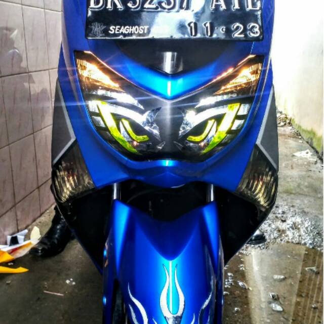 Stiker Sticker Lampu Depan Nmax Motif Mata Elang Shopee Indonesia