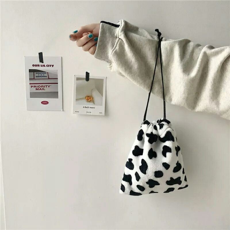RULLY68 Tas Selempang Serut Cow Milk tas bulu bisa COD