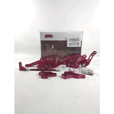Underbone Footstep Motor Merk Fast bikes Motor Satria 150 Warna Merah