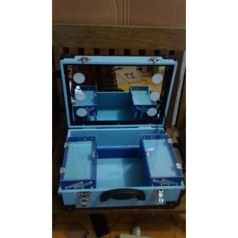 BEAUTYCASE MINI 6 LAMPU FLATT TUTUP AKRILIK