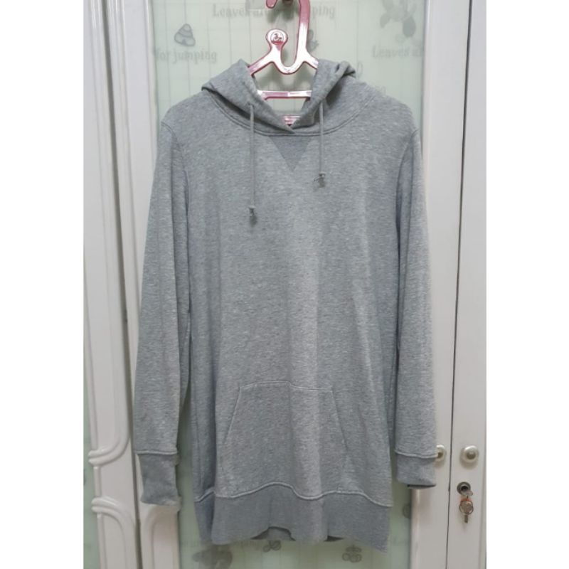Preloved Hoodie wanita Uniqlo