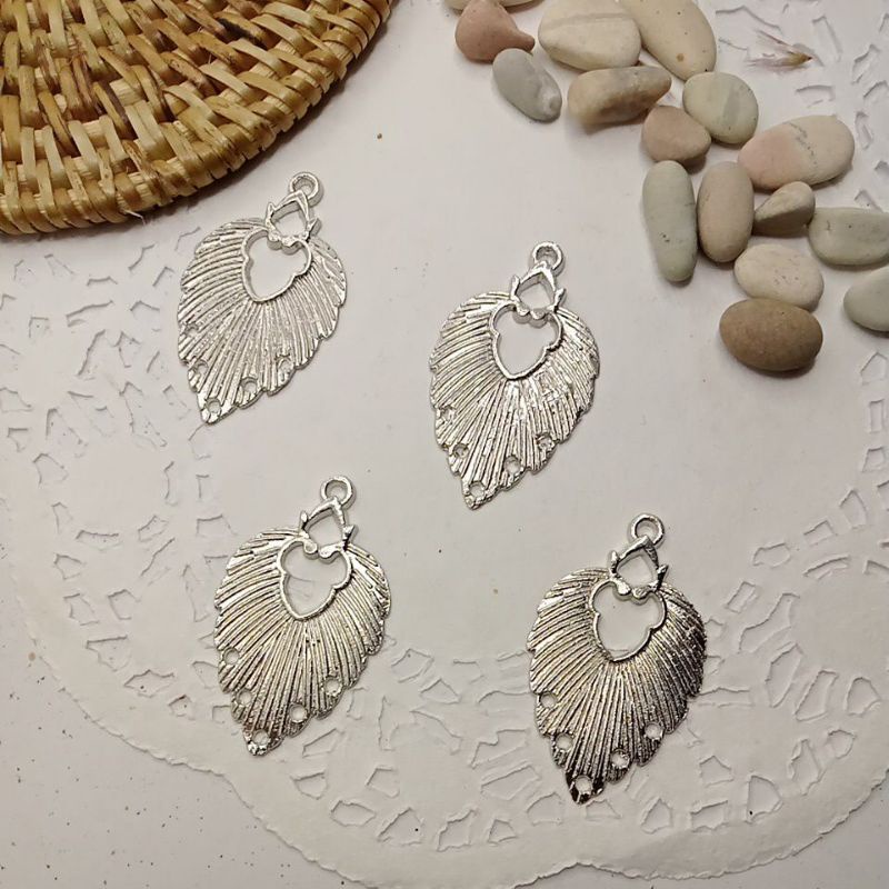 charm berat silver /kerangka anting / model daun