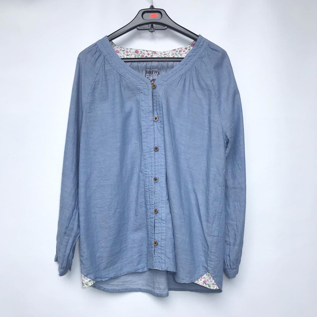 Smiths America chambray shirt
Size M-L