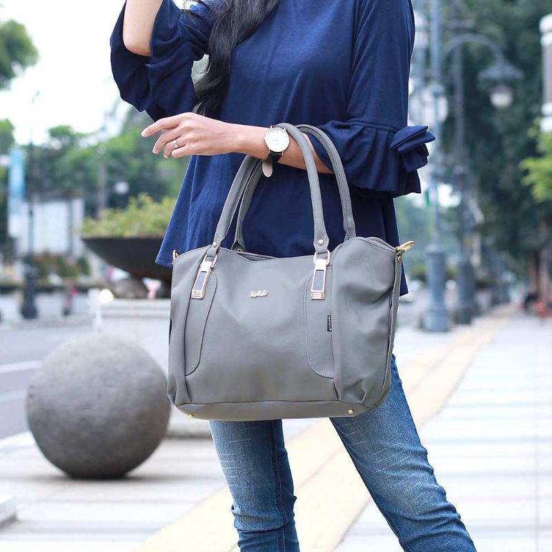 Tas Wanita Handbag Salempang Jinjing Slingbag Selempang Casual Kantor Pesta Cantik Garansi Original