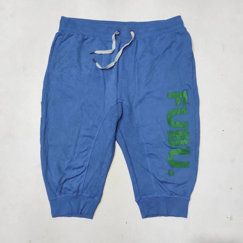 Celana pendek Training FUBU size 36
